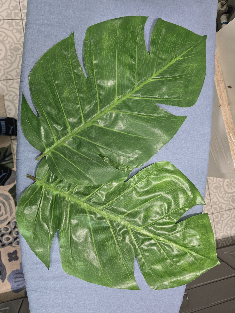 40 Large Tropical Monstera Leaf Set - Green Artificial Leaves